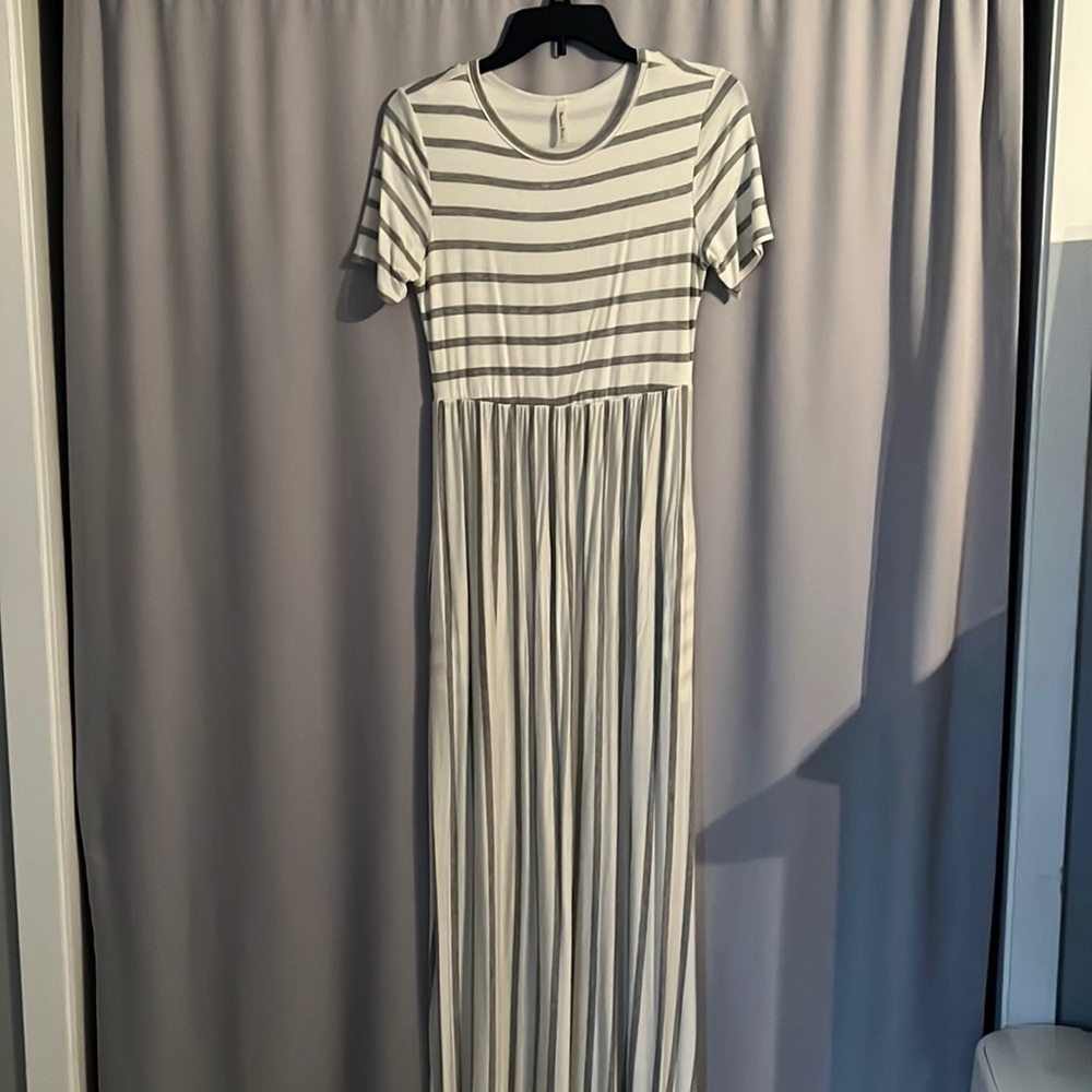 Womens Pink Blush maxi dress with pockets